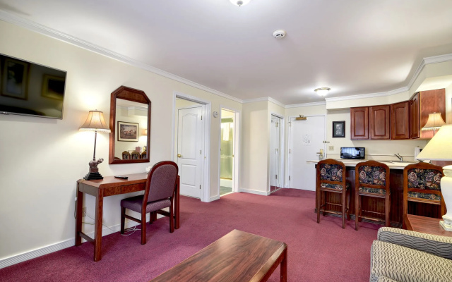 Roosevelt Inn and Suites Saratoga Springs