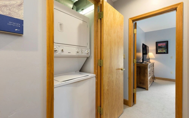 2705 Chateaux DMont