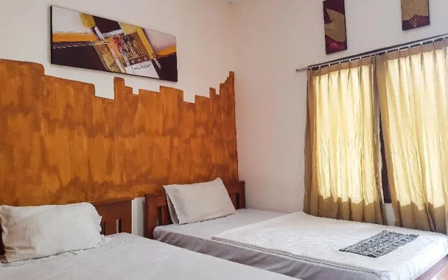 Laterrasse Guest House by OYO Rooms
