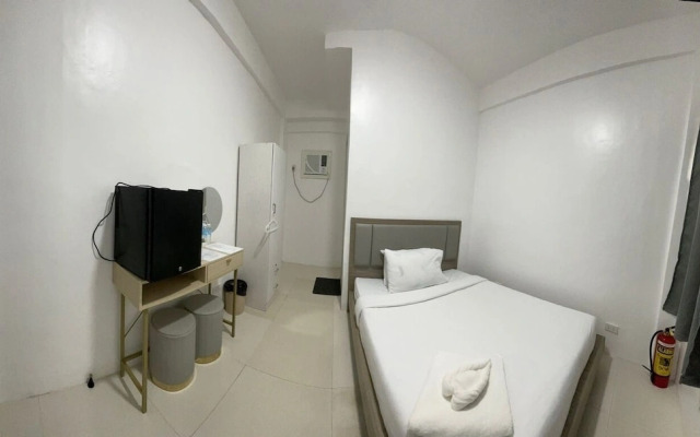 Hotel The Mir