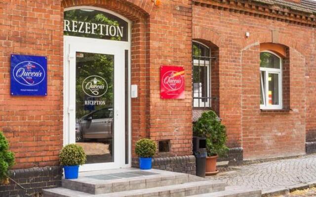 Отель Queen S Garden Hotel Германия, Берлин - отзывы, цены и фото номеров - забронировать отель Queen S Garden Hotel онлайн вид на фасад