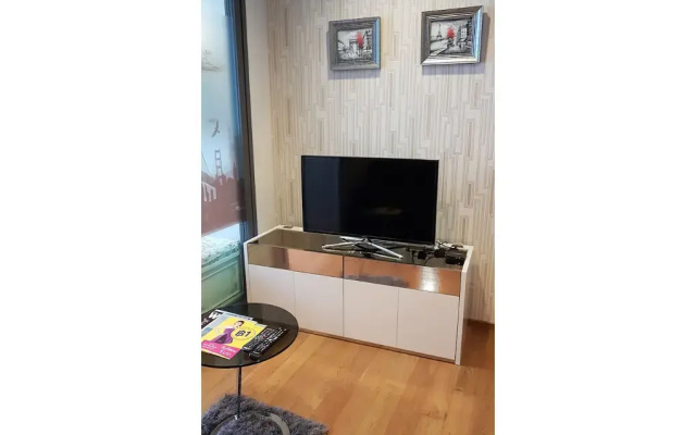 Cozy One Bedroom Condo in Nana Asoke