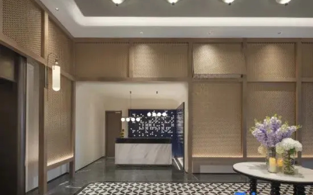 Hampton By Hilton Kunming Railway Station