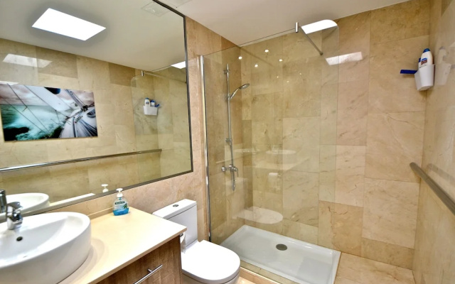 PS Apartment