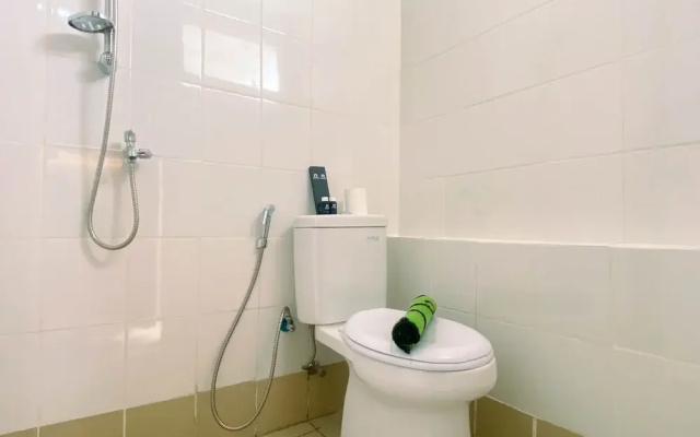 Comfy And Strategic Studio Apartment At Bassura City