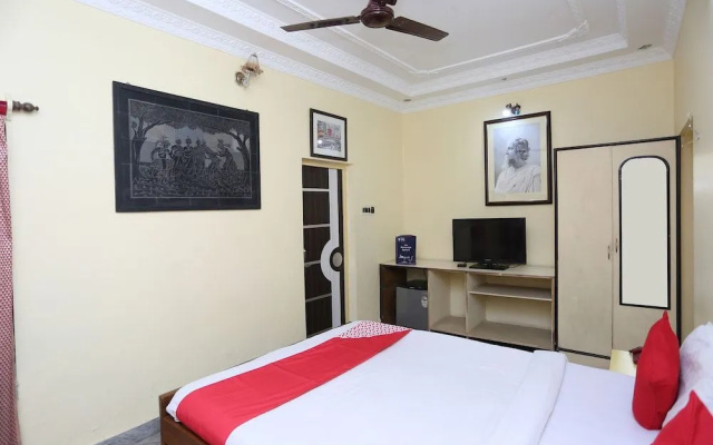 OYO 24727 Rater Tara Diner Rabi Guest House