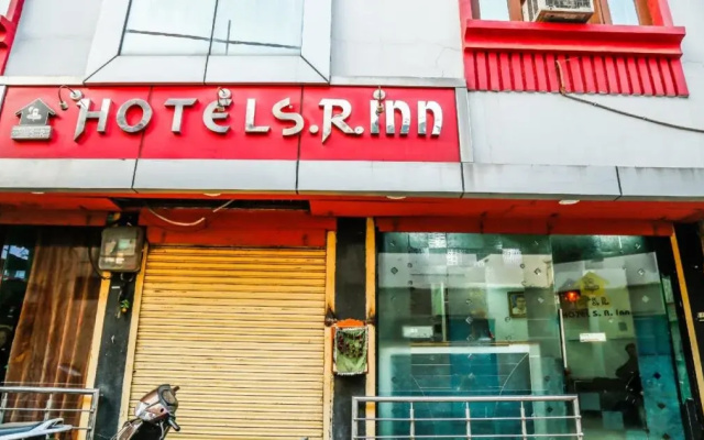 SR Inn By OYO Rooms