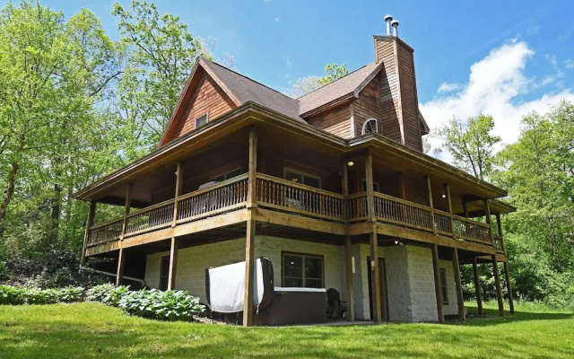 Toasted Marshmallow Lodge