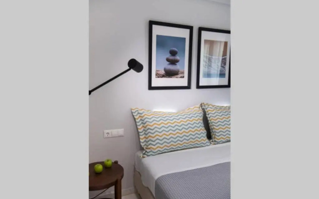 2br house in Nikiana with stunning sea view