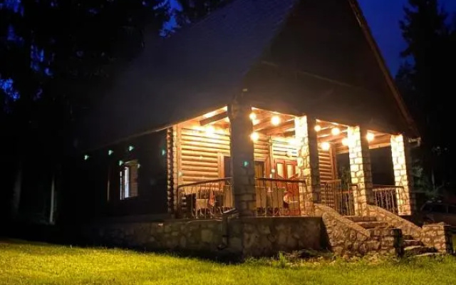 Lake House