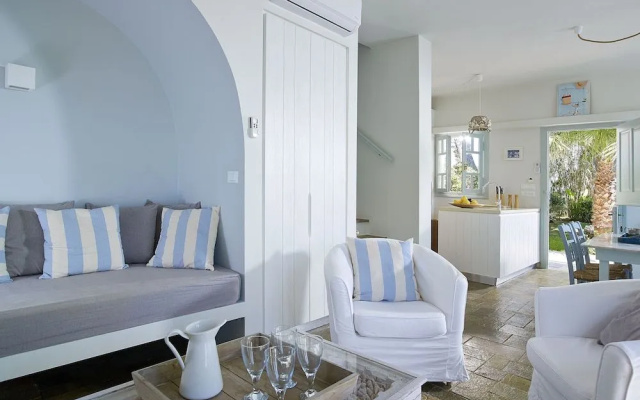 Paradisso Beach Villas
