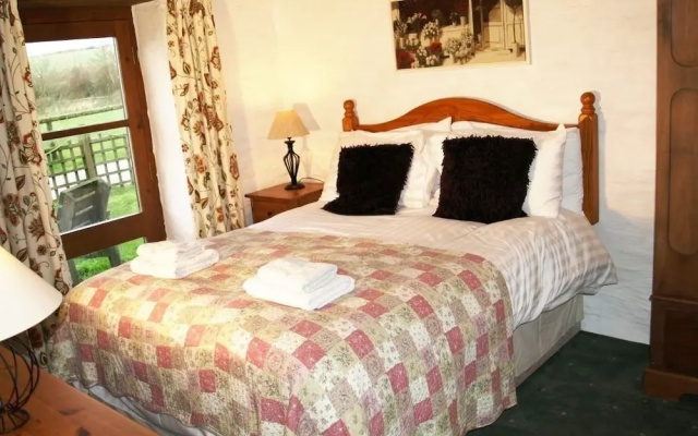 Polean Farm Cottages