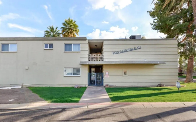 6906 E 4th St #13, Scottsdale