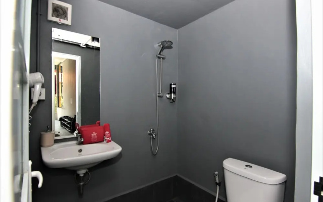 ZEN Hostel Jalan Patimura Legian