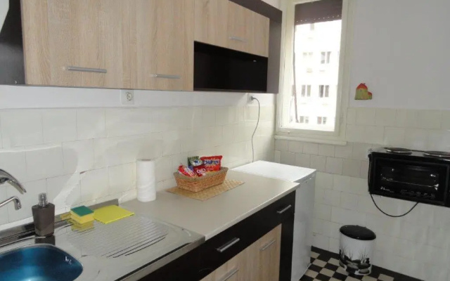 Belgrade Youth Center Apartment