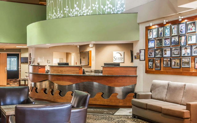 Sleep Inn & Suites Conference Center and Water Park