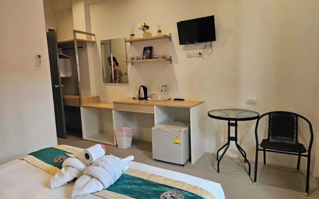 PL Residence Hotel Patamnak Soi 3