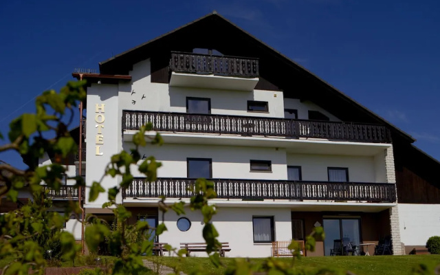 Hotel & Ferienwohnungen Seeschlößchen