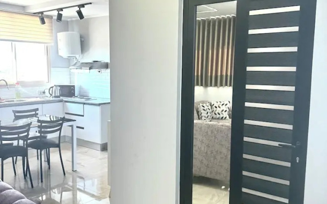 Luxury Rooftop Wifi, Ac, Outdoor Barbecue