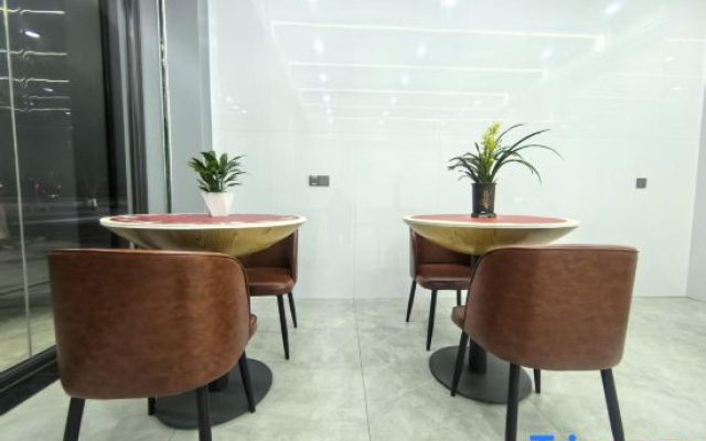 Huaiji Wangjiangxuan Homestay (Commercial Pedestrian Street Branch)