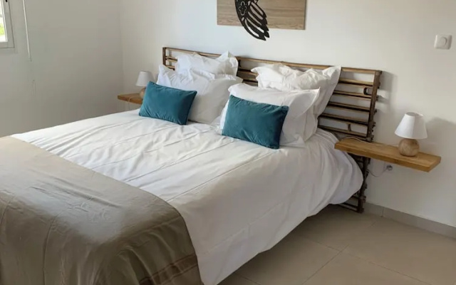Nakolodge 3 chambres -piscine / jardin privés