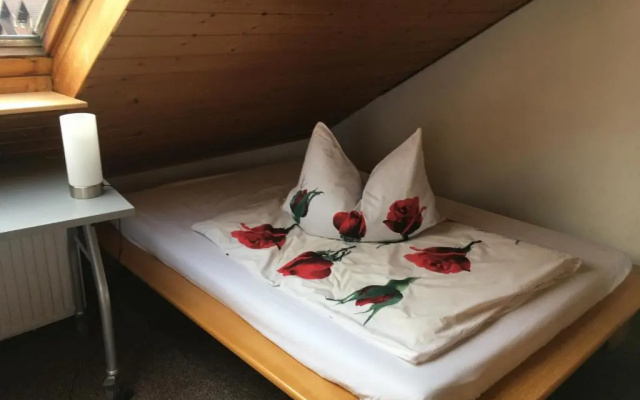 Sonnige Dachgeschoßwohnung (Adults Only)