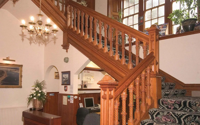 Lochardil House Hotel