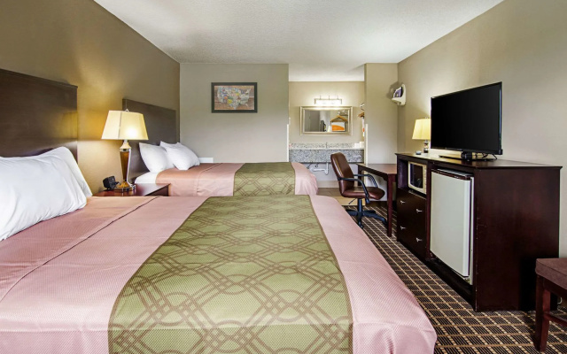 Brentwood Inn & Suites