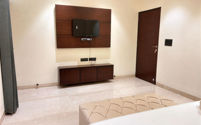 Fortune Home Service Apartment 3BHK J-130