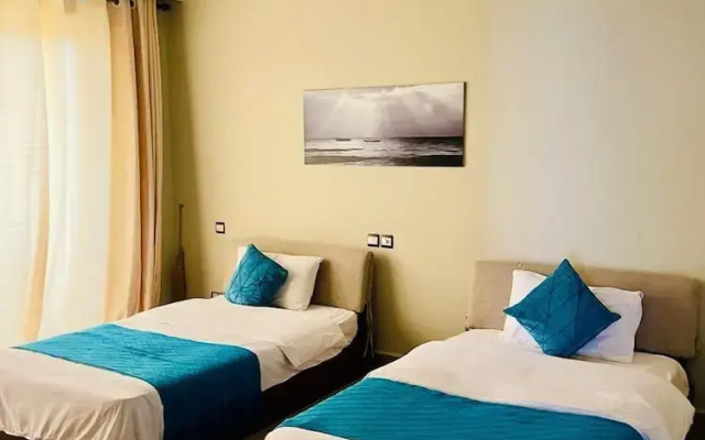Luxury Oceanline Apartments-Shaza.