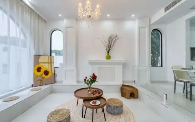 Weiran Designer Homestay