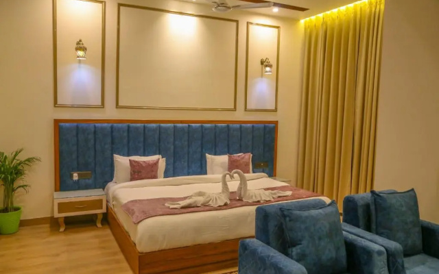 Four Leaf Hotel