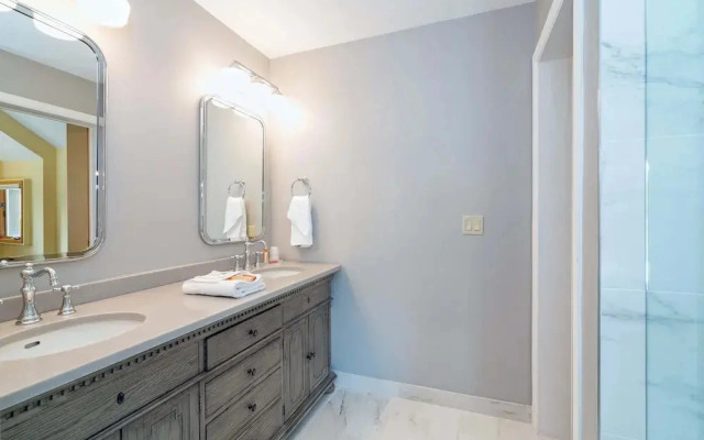 Le Chamonix D 3 Bedroom Condo