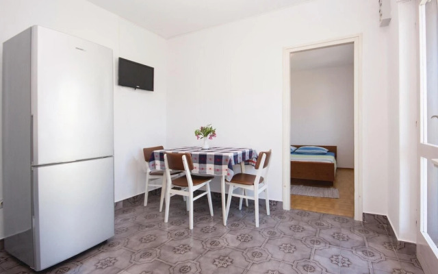 Stunning Home in Vodice With Wifi and 2 Bedrooms