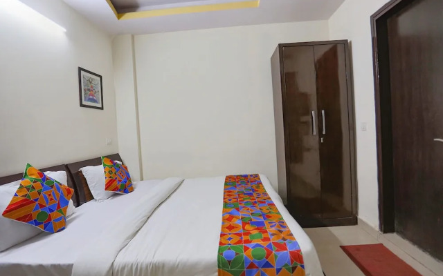 HOTEL THE PARADISE Near Apollo Hospital
