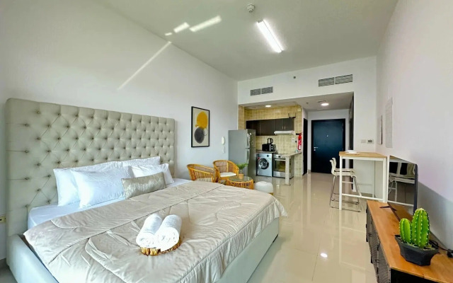 Квартира Alzarooni 608