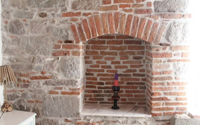 Bergama Tas Konak Турция, Дикили - 1 отзыв об отеле, цены и фото номеров - забронировать отель Bergama Tas Konak онлайн вид на фасад