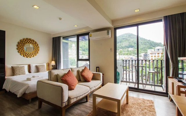 The Deck Condominium by Alexanders