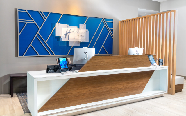 Holiday Inn Express Hotel & Suites Pittsburgh-South Side by IHG