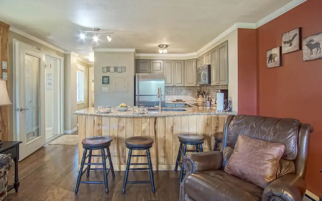 Powderidge 44: 1br: 1 Bath Flat