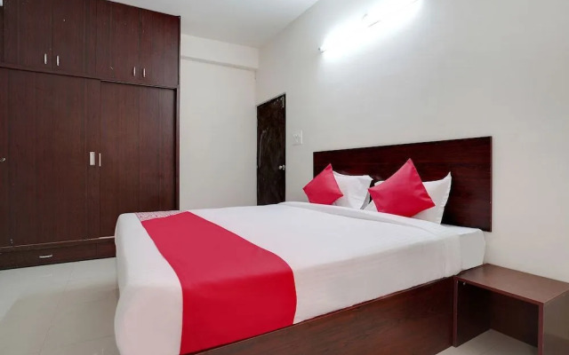 OYO 41102 Hyderabad Elite
