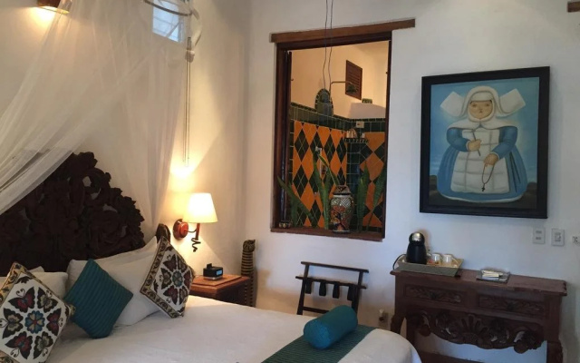Casa de Mita Hotel