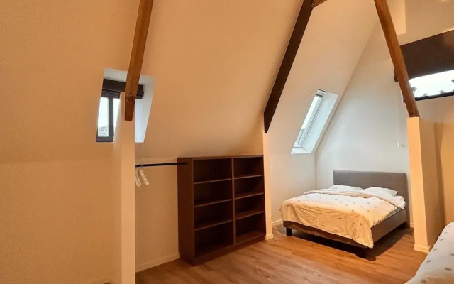 Spacious 3-floor Holiday Home for 8 Guests