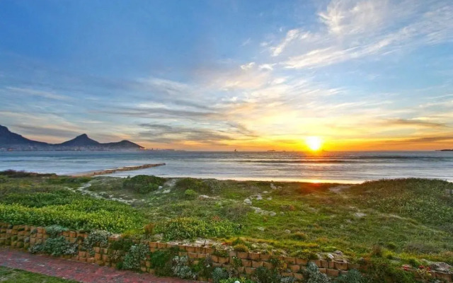 Leisure Bay 207