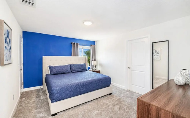 Storey Lake 4991W