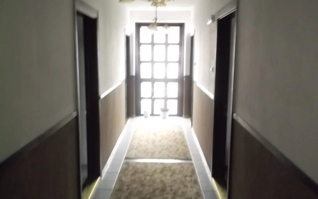 Hotel Lucky