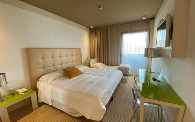 One Hotel & Restaurant