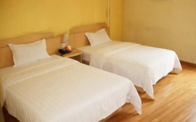 7 Days Inn Chongqing Caiyuanba Railway Station Branch