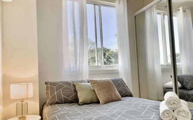 2BR in Best Central Location