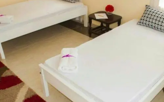 Pavillion Apartment near 67 Hotel